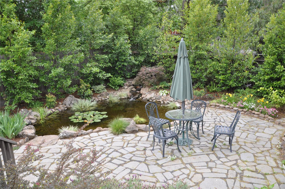 Terra Design Pond